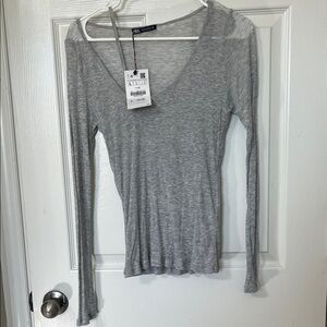 Zara Light Gray V-Neck Long Sleeve Top